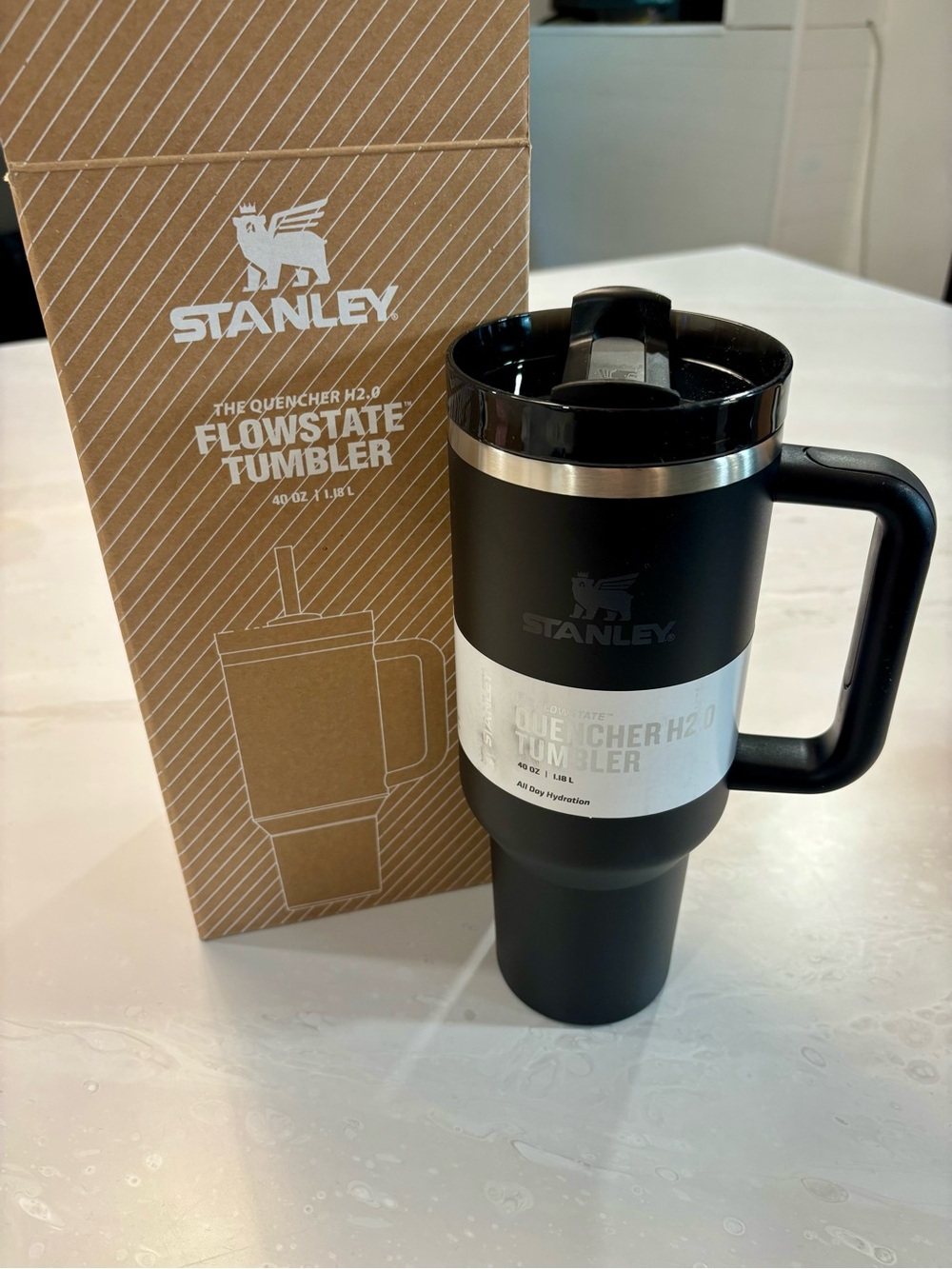 40 oz Stanley Flowstate Tumbler